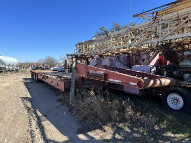 Holden 4axle air ride oilfield trailer 1